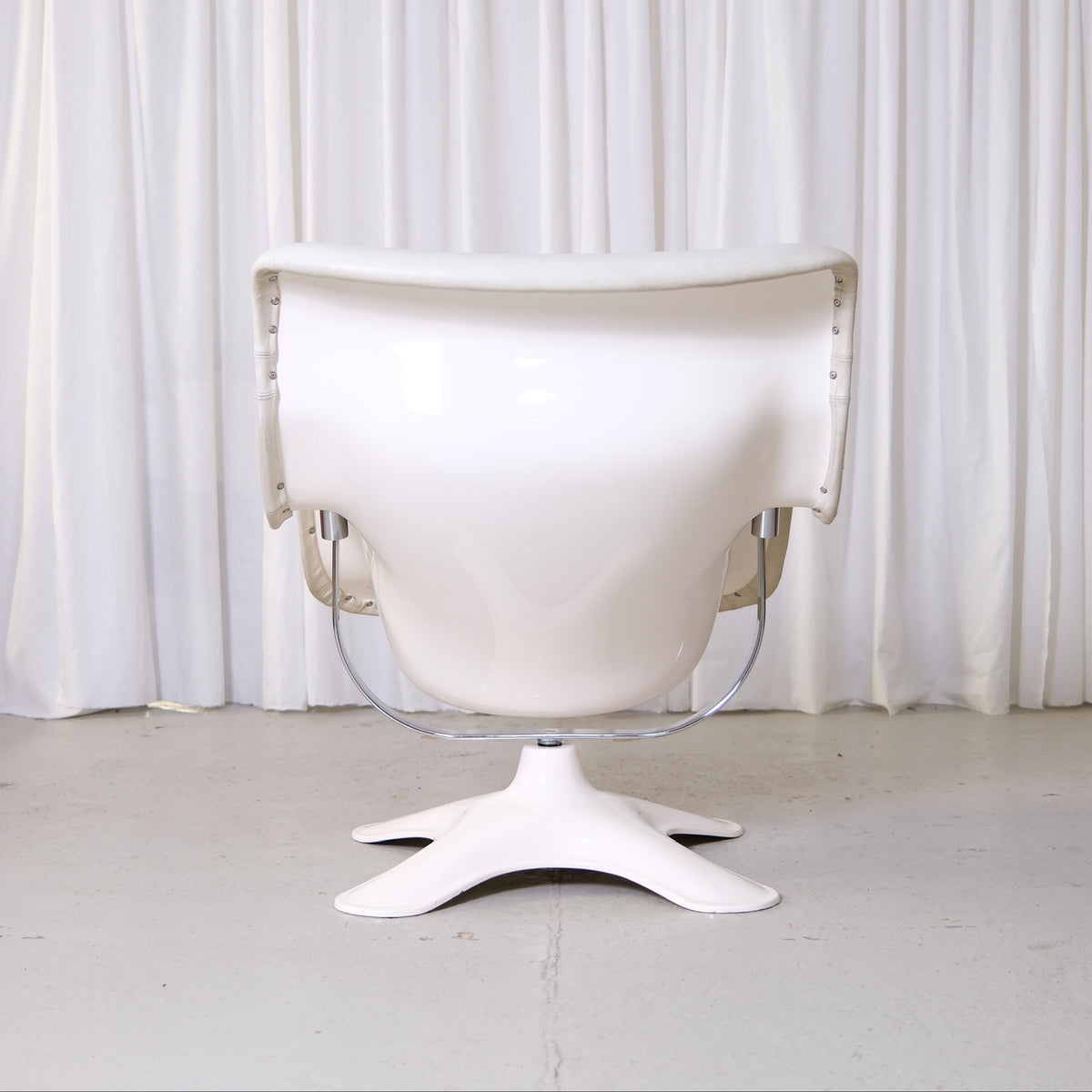 Yrjö Kukkapuro Karuselli Lounge Chair by Avarte