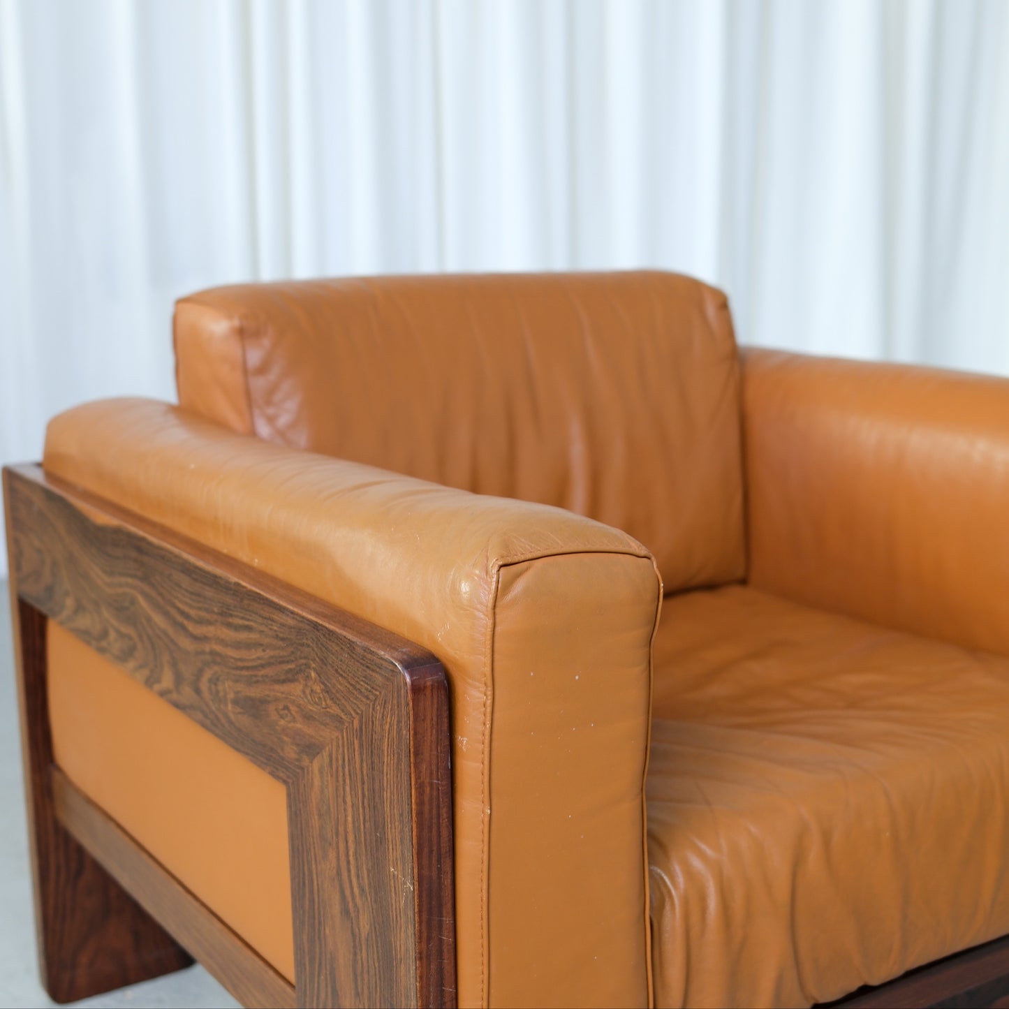 Tobia Scarpa Bastiano Armchair in Cognac Leather and Rosewood