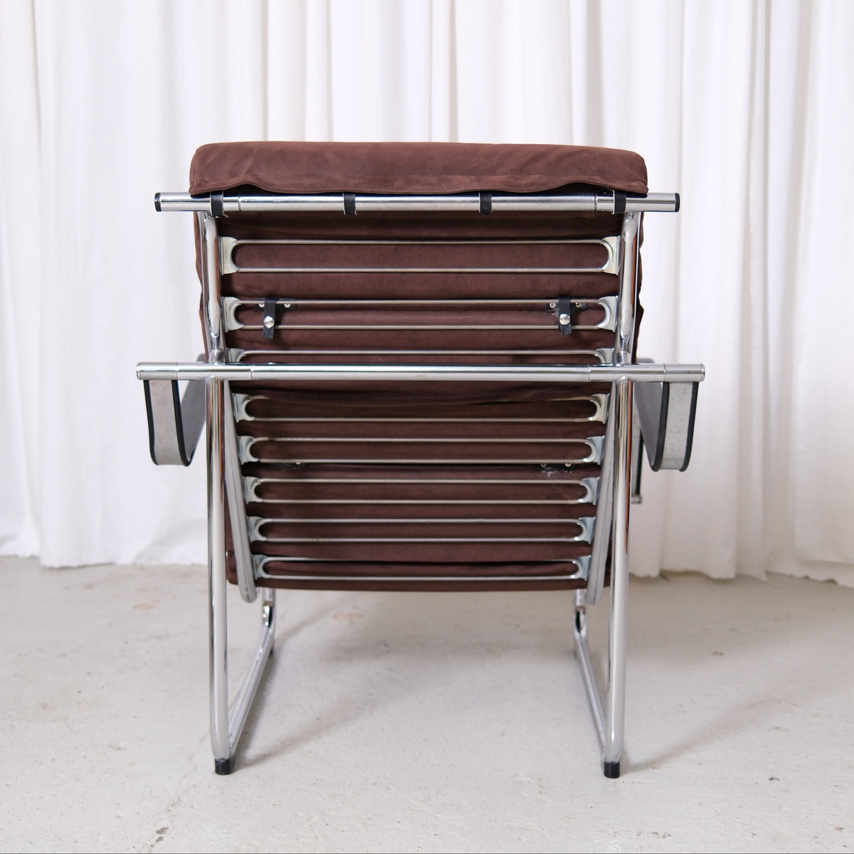 Yrjö Kukkapuro Remmi Lounge Chair with Ottoman in Brown Alcantara