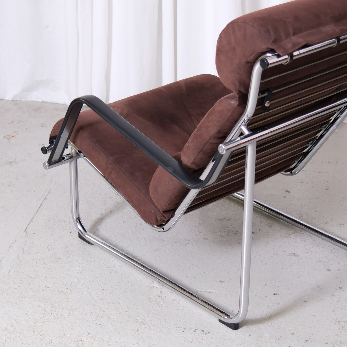 Yrjö Kukkapuro Remmi Lounge Chair with Ottoman in Brown Alcantara