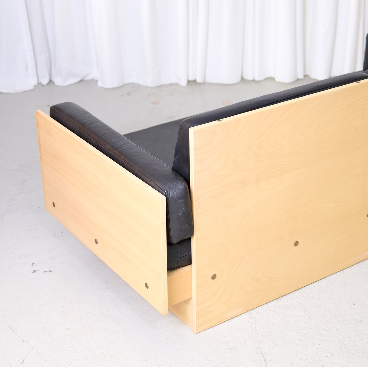 Ben af Schultén malli 555 sohva, valmistaja Artek