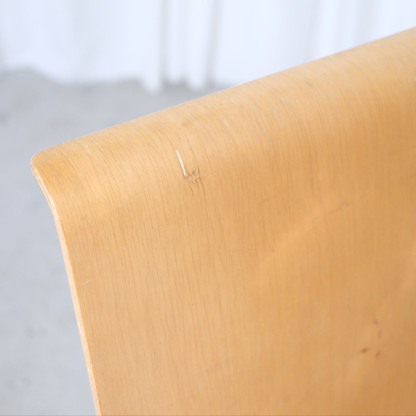 Alvar Aalto Artek 403 -eteistuoli