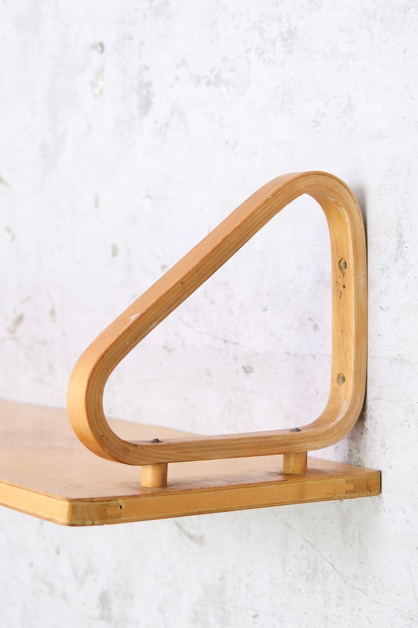 Artek seinähylly 112 – Alvar Aalto, 1940-luku