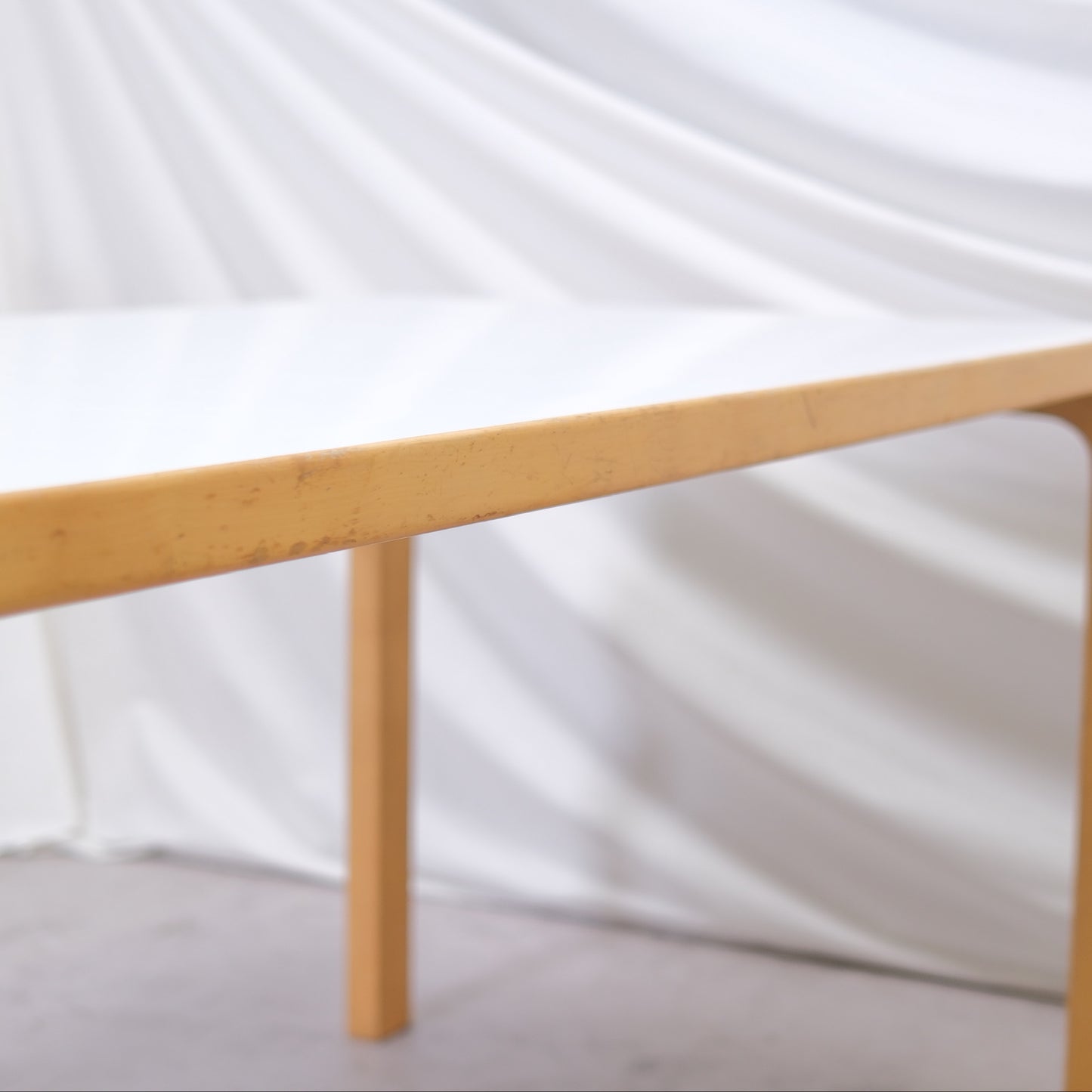 Vintage Alvar Aalto pöytä 81A, valmistaja Artek