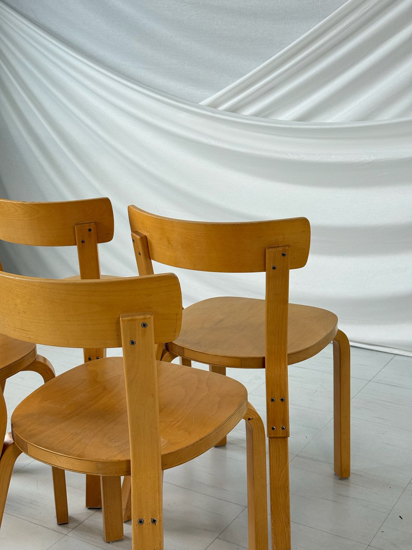 Alvar Aalto Artek 69 -tuolit, 4 kpl