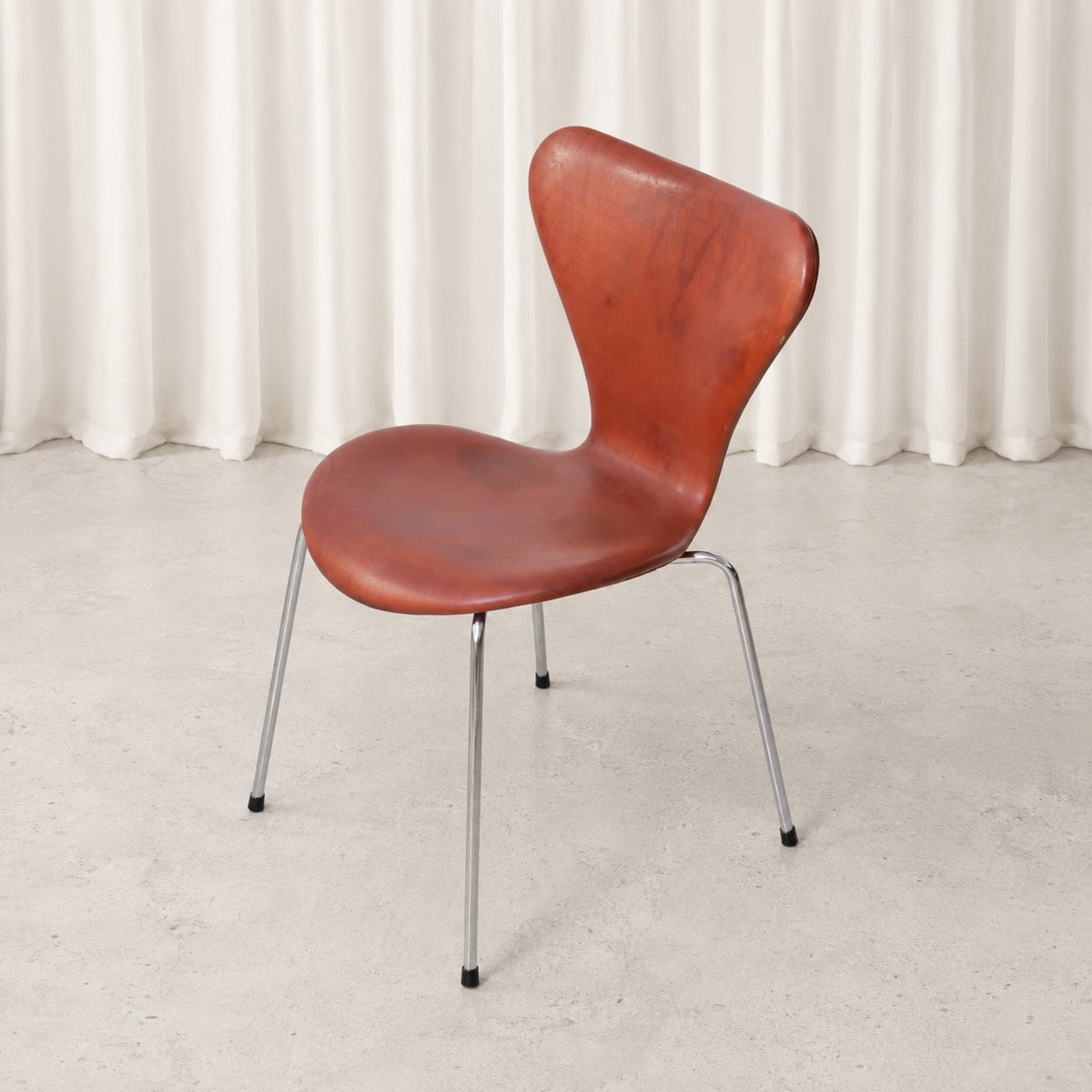 Fritz Hansen Series 7 Chair in Cognac Leather