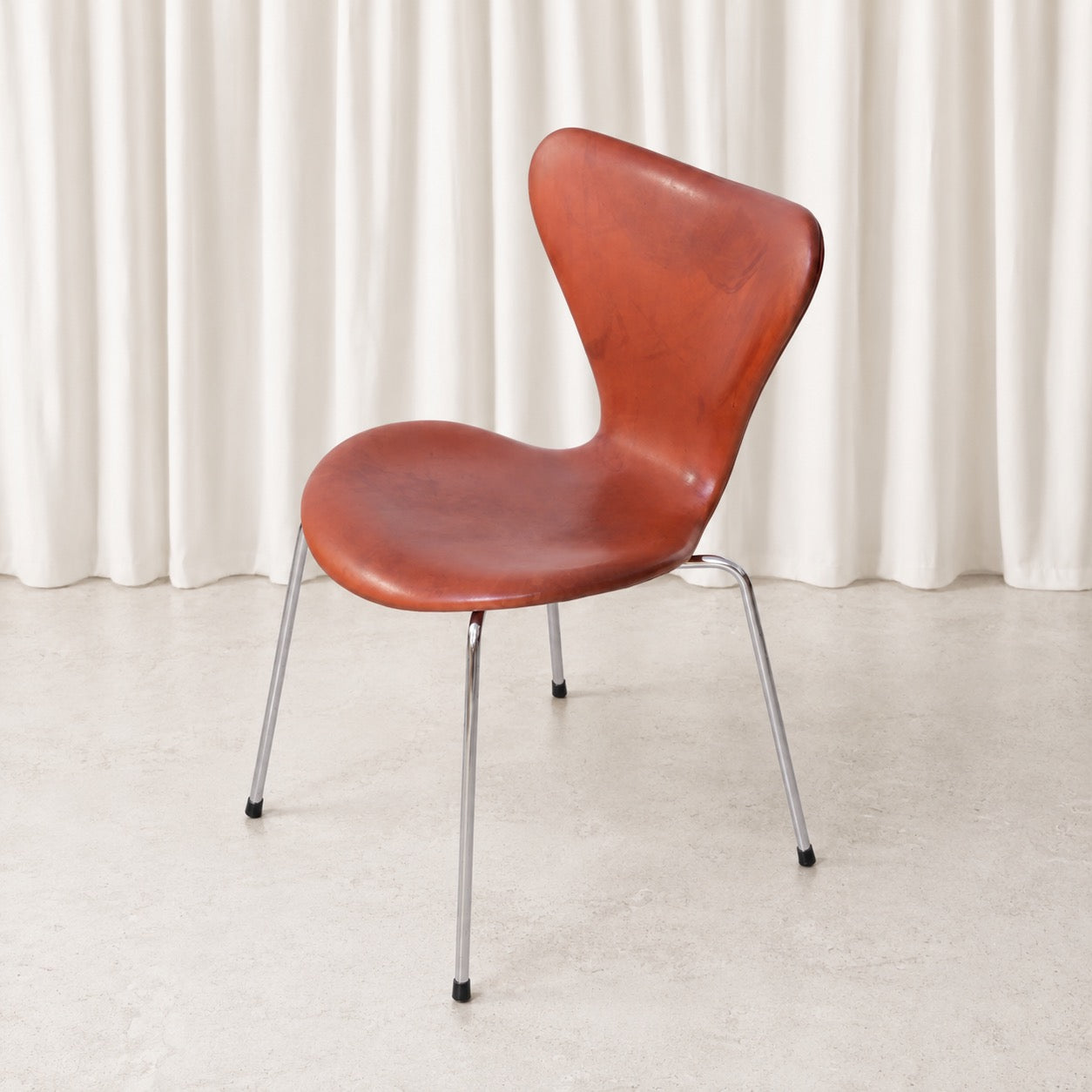 Fritz Hansen Series 7 Chair in Cognac Leather
