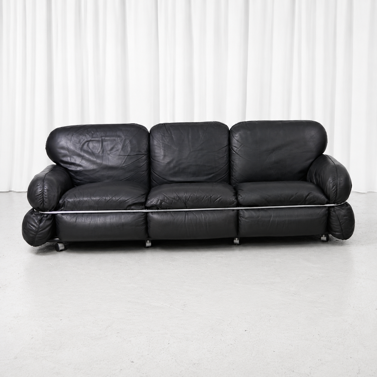 Isku Hannibal Sofa by Kurt Hvitsjö in Black Leather